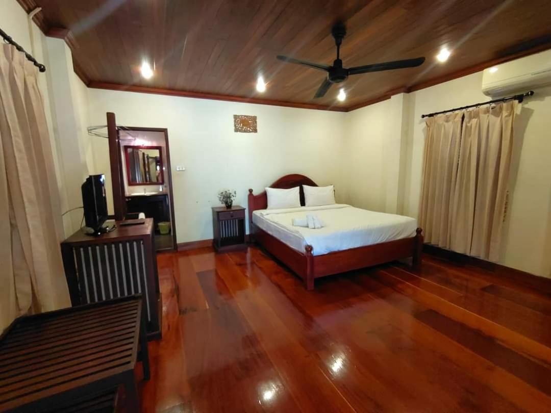 Somvang Khily Guesthouse 宋旺吉利 酒店 Luang Prabang Exterior foto